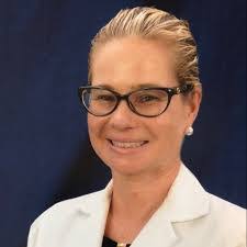 Esther Lyon's Instagram, Twitter & Facebook