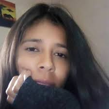 alguna moto en venta con papeles q sea todo legal.. q no le falte nada.. q  este en buenisimo estado.. una 110 pasen fotos y precios .. las rosass