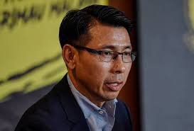 He lost the 1988 and 1989 finals, but finally won the trophy in 1990. Cheng Hoe Anggap Masa Terbaik Calar Ego Vietnam Astro Awani