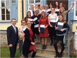 Endlich Geschafft Gluckliche Gesichter Nach Der Ihk Prufung Hochzeitsplaner Ausbildung Beruf Wedding Planner
