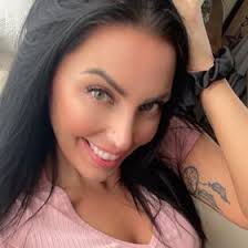 Danielle Whiting (joely_)