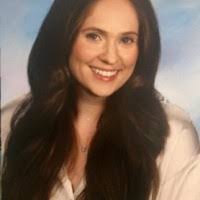 Kelly Sweeney's Instagram, Twitter & Facebook