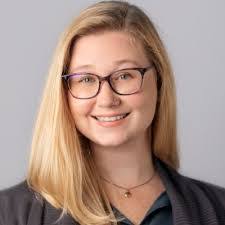 Elizabeth Mcdaniel's Instagram, Twitter & Facebook