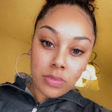 Janell Stout's Instagram, Twitter & Facebook