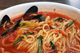 Resep masakan korea masakan korea. Coba Buat Jjampong Yuk Mie Seafood Pedas Khas Korea Selatan