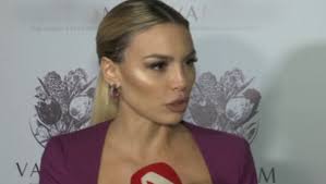 We did not find results for: H Ale3andra Panagiwtaroy 3eka8arizei Den Exoyme 3estomisei Th Le3h Xwrismos Zappit