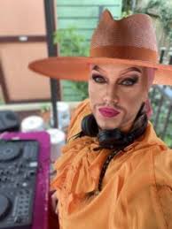 Sexy Galexy: Putting