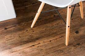 And they can both mimic wood floor patterns with almost unbelievable accuracy and beauty. Difference Between Laminate And Vinyl Flooring Hgtv
