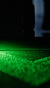 The v15 detect released to the public in march 2021 does not. Dyson V15 Detect Vacuums