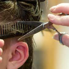 Wir haben für euch recherchiert und werden es weiter tun, damit ihr hier die bestmöglichen informationen und eindrücke vom friseurberuf erlangt. Friseurbesuch Diese Neuen Corona Regeln Gelten Ab Marz Video Stern De