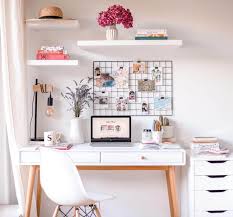 Demikianlah ide desain interior kamar kost minimalis khusus bagi mahasiswa. Putri On Twitter Mau Dekorasi Kamar Super Simple Ala Pinterest Dengan Barang Barang Murah Bisa Bikin Meja Kantor Terlihat Lebih Rapih Aesthetic A Thread Https T Co Oda3sltyop