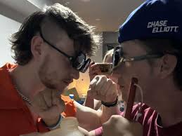 Josh Leist (@tockzik_dance) • Instagram photos and videos