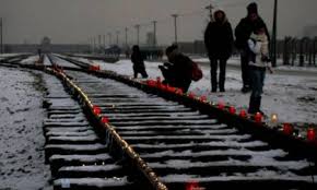 I giorni della memoria, visto che le iniziative si spalmano in pratica sull'intera settimana), ma le celebra pure il volontariato, le. Giorno Della Memoria 2020 Tutte Le Iniziative Nei Nostri Comuni