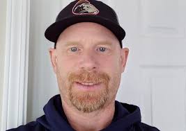 Vancouver Island rallies around Campbell River Storm coach in cancer fight 