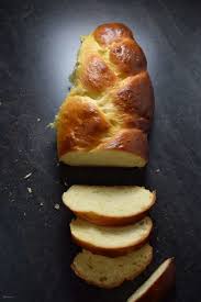 1 teaspoon (1g) dried oregano. Italian Easter Sweet Bread Pane Di Pasqua She Loves Biscotti