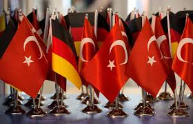 Wer eine sprache beherrscht ist ein mensch. Turkei Aussenministerium Gibt Reisewarnung Fur Deutschland Raus Kolnische Rundschau