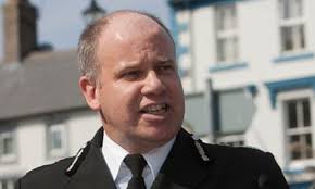 Met police admits to snooping