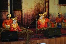 Muzium kesenian islam bahasa melayu, ensiklopedia bebas these pictures of this page are about:kesenian islam. Khidmat Seni Budaya Ubah Persepsi Masyarakat Terhadap Seni Islam Usim Universiti Sains Islam Malaysia