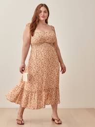 5 out of 5 stars. 26 Flattering Plus Size Wedding Guest Dresses For Summer 2021