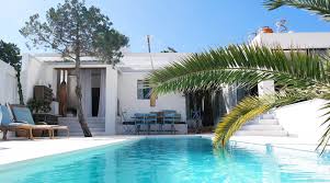 Discover the most popular songs in the world, live performances, eurovision entries and thousands of music charts. Top 10 Luxury B Bs Unique B Bs Bedandbreakfast Eu