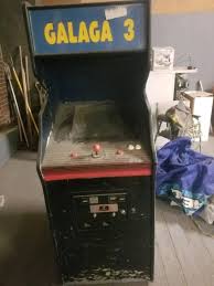 Made by a real coin op game company the ultimate arcade has all your favorite games from atari, capcom, midway, golden tee golf and universal. New Costco Super Pac Man Arcade1up
