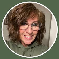 I made these fun accordion hearts using scrapbook paper, skewers, and wood  rounds. So simple and cute!! Happy Sunday!! I hope your day is blessed!!