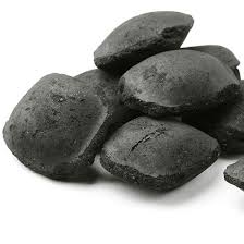 Black And White Wasp Sting Treatment Charcoal For Wasp Stings Natural Health Mother Earth News Wasp Stings Wasp Sting Remedy Bee Sting Relief