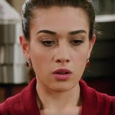 Il Paradiso delle Signore: anticipazioni martedì 15 aprile! La confessione  di Rosa