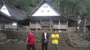 Check spelling or type a new query. Mengintip Struktur Rumah Tahan Gempa Warga Kampung Naga Regional Liputan6 Com