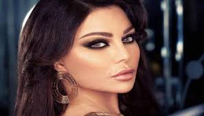 Jun 01, 2021 · فوجئت الفنانة هيفاء وهبي بأحد معجبيها خلال إحياءها حفلها الأخير بأحد الفنادق الكبرى بالقاهرة يصعد على المسرح عقب انتهاءها من تقديم إحدى أغنياتها مصرا على مصافحتها. Ù‡ÙŠÙØ§Ø¡ ÙˆÙ‡Ø¨ÙŠ ØªØ±ØªÙƒØ¨ Ø§Ù„ÙØ¸Ø§Ø¦Ø¹ ÙÙŠ Ø£Ø³ÙˆØ¯ ÙØ§ØªØ­