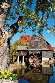 The Old Mill In Pigeon Forge Is A Nice Throwback Destination Full Of Shops Restaurants Pigeon Forge Vacation Smoky Mountains Vacation Pigeon Forge Tennessee