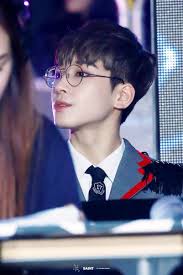 Wonwoo S Glasses Are Clearly For His Nearsightedness Wonwoo Seventeen Wonwoo Seventeen Kpop