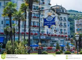 Annunci immobiliari a stresa e dintorni. Stresa Italien Juli 14 2016 Stresa Sikt Pa Regina Palace Hotel En Stad Pa Maggiore Sjon Redaktionell Fotografering For Bildbyraer Bild Av Facade Major 83840724
