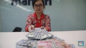 Terhadap poundsterling inggris, kurs pajak rupiah ditetapkan di level rp 18.199,04 per poundsterling, melemah tipis 0,06% dibanding nilai yang ditetapkan untuk periode 20 mei hingga 2 juni 2020. Laju Rupiah Melambat Ringgit Menyalip