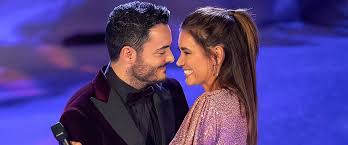 Begleitet wird lena beim einkauf übrigens von sänger mark forster (38). Bunte Die Schwangere Lena Meyer Landrut Und Mark Forster Haben Heimlich Geheiratet