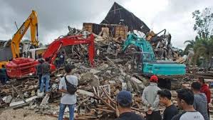 Gempa itu menimbulkan kerusakan beberapa rumah, kata kepala bidang mitigasi gempa bumi dan tsunami bmkg daryono, dalam keterangan tertulis. Gempa Sulut M 7 0 Ini Dampak Kerusakan Di Kepulauan Talaud