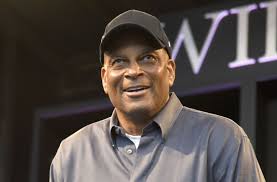 49ers Hall of Famer Ronnie Lott assists with COVID-19 relief