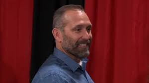 Man who jumped from bridge to save infant recognized nationally