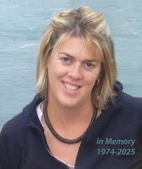 Sarah Whitcher's Instagram, Twitter & Facebook