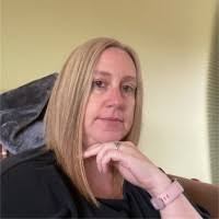 1700+ "Anne Dee" profiles