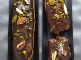 Eclairs Au Chocolat Facon Mendiant Recettes Recette Dessert Eclair Au Chocolat Recette Eclair Au Chocolat