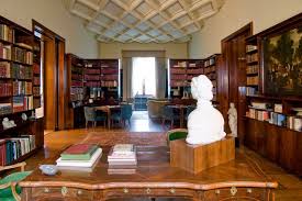 Open wed to sun from 10am to 6pm. Sunday Escape Villa Necchi Campiglio