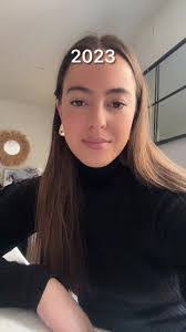 Ana Saez's Instagram, Twitter & Facebook