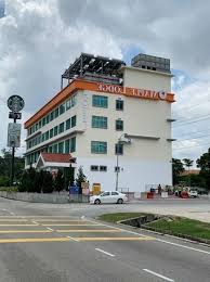 The cendol koisk near the front entrance is worth checking.at $3.90.the regular cendol. batu pahat, 조호르 주에서 쇼핑몰일 Directhotels Com 3 Min To Bp Mall Newly Renovated 3r3b For 8 Guests