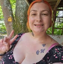 Are crossbody bags and Fanny packs allowed