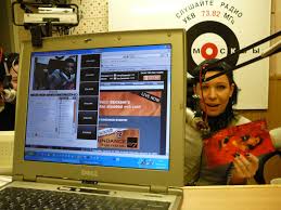 File:Певица Ёлка & Stickam-трансляция.jpg - Wikimedia Commons