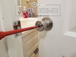 Remove the bobby pin from your hair (if you have any). How To Pick A Lock With A Penny Penny Matrix