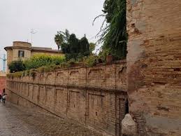 June 12 at 6:43 am ·. Dalla Casa Di Leopardi La Casa In Piazza Dove Lavorava Silvia Picture Of Casa Leopardi Recanati Tripadvisor