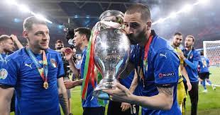 As it turns out, bonucci's reputation as the madman of the two is actually quite fitting: Oanrdp Nhnyldm