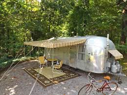 Airstream Awning And Front Clip On Window Awning Dfoster Bellsouth Net Vintage Trailer Awnings By Kristi Trailer Awning Vintage Airstream Vintage Trailer